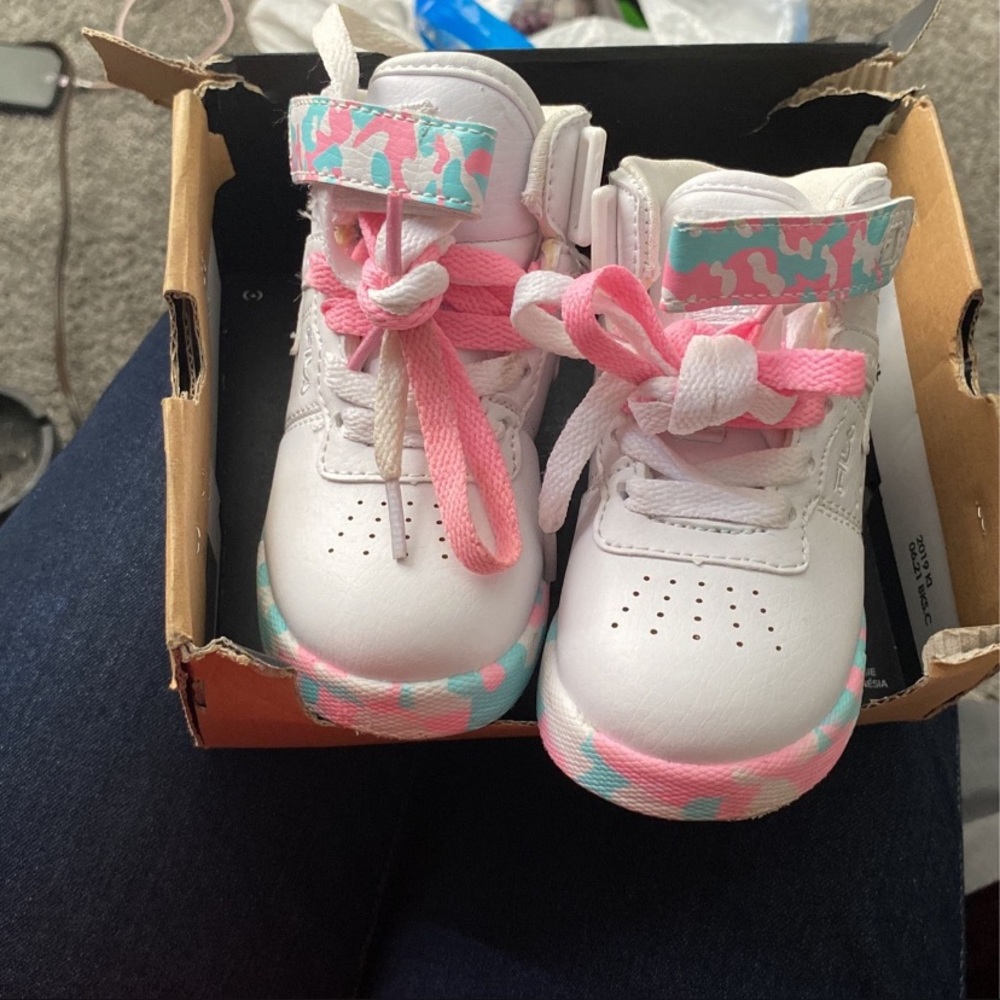 Toddler girl shoes size 6